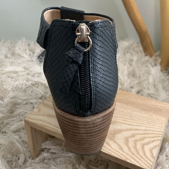 Dr. Scholl's Shoes Women's Long Island Ankle Straps Black Sandal Size 10 Medium - Picture 8 of 17